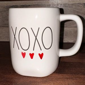 Rae Dunn XOXO Ceramic Mug - NEW